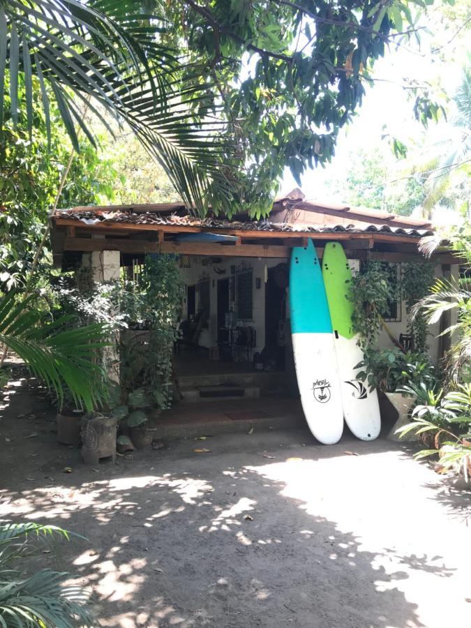 Вилла Punta Roca Surf House Эль-Махауаль Экстерьер фото